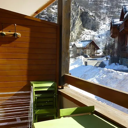 Sud Avec Balcon Et Parking, Animaux Admis Valloire
